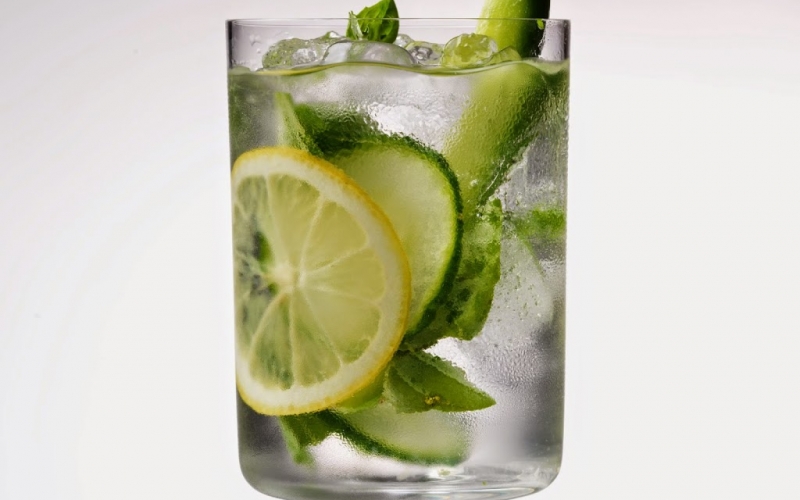 Recipe/Experiment: Infused water – lemon, cucumber and mint