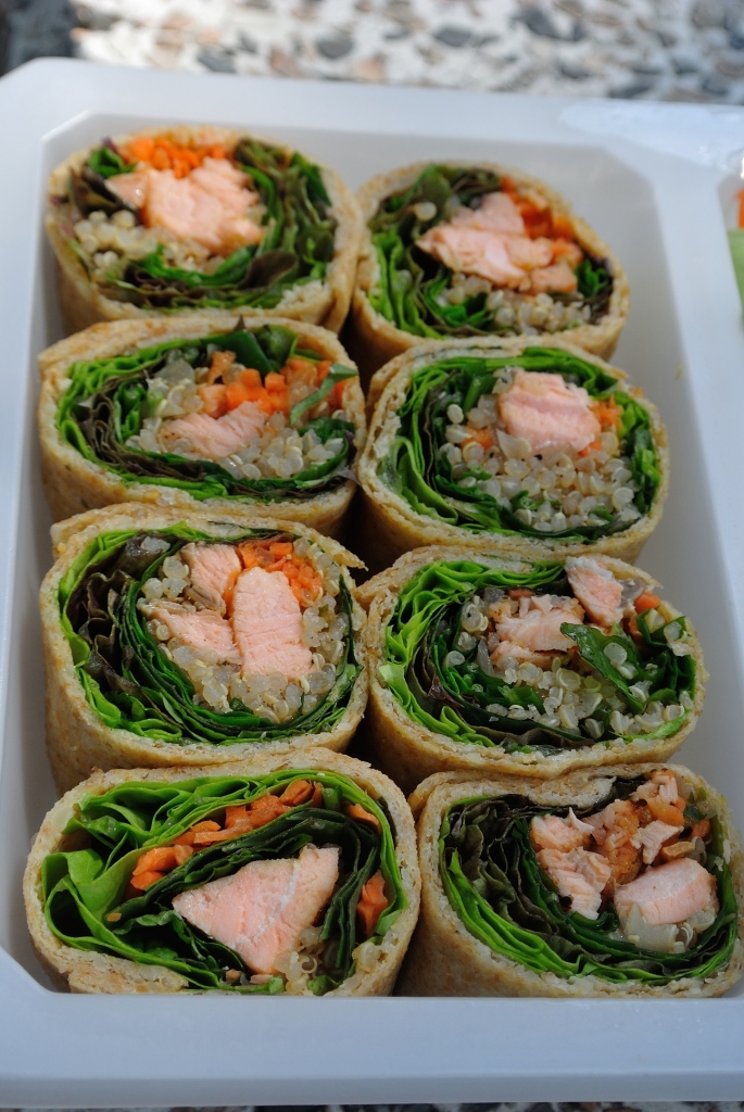 Salmon quinoa roll