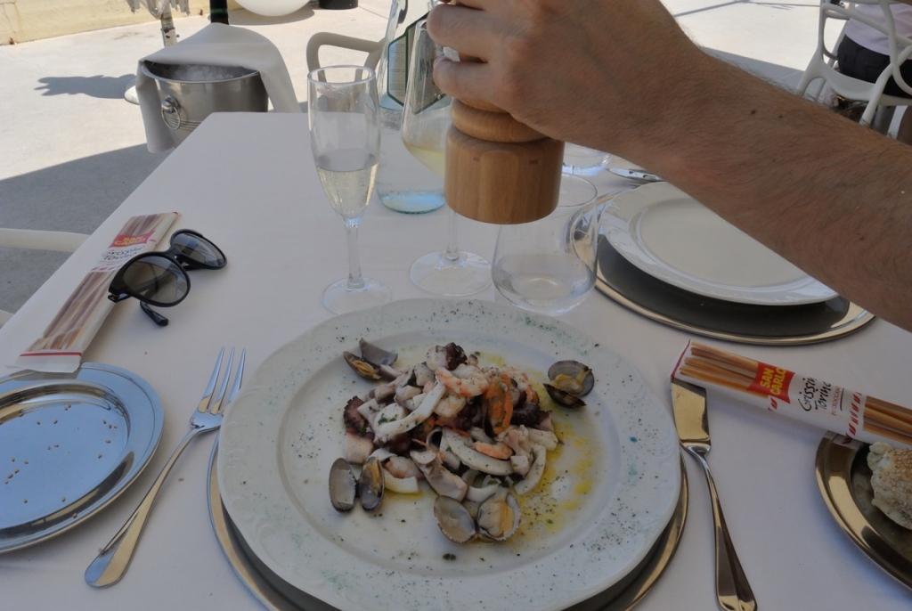 A fresh, black pepper to a sea food salad was a must