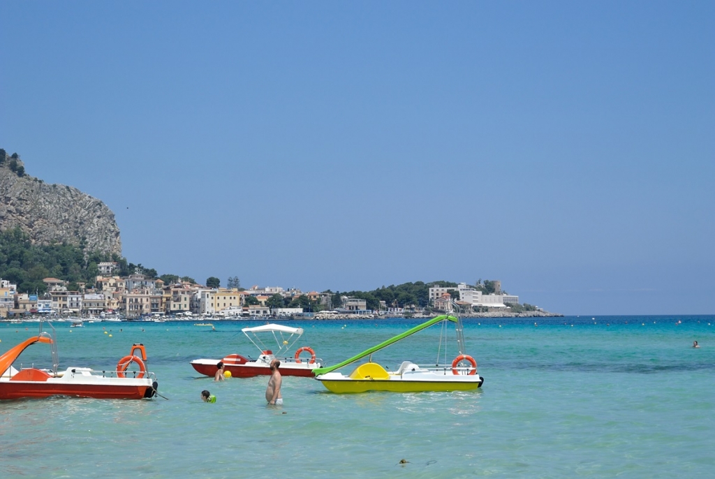 Palermo_Mondello_beach