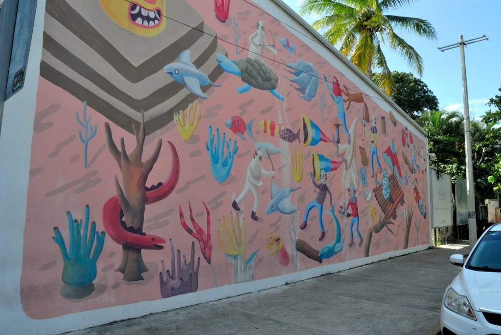 Playa_Mexico_street_art_miss_athletique